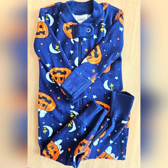 Hanna Andersson 0-3M Peanuts Halloween Zip Footie - Picture 3 of 3